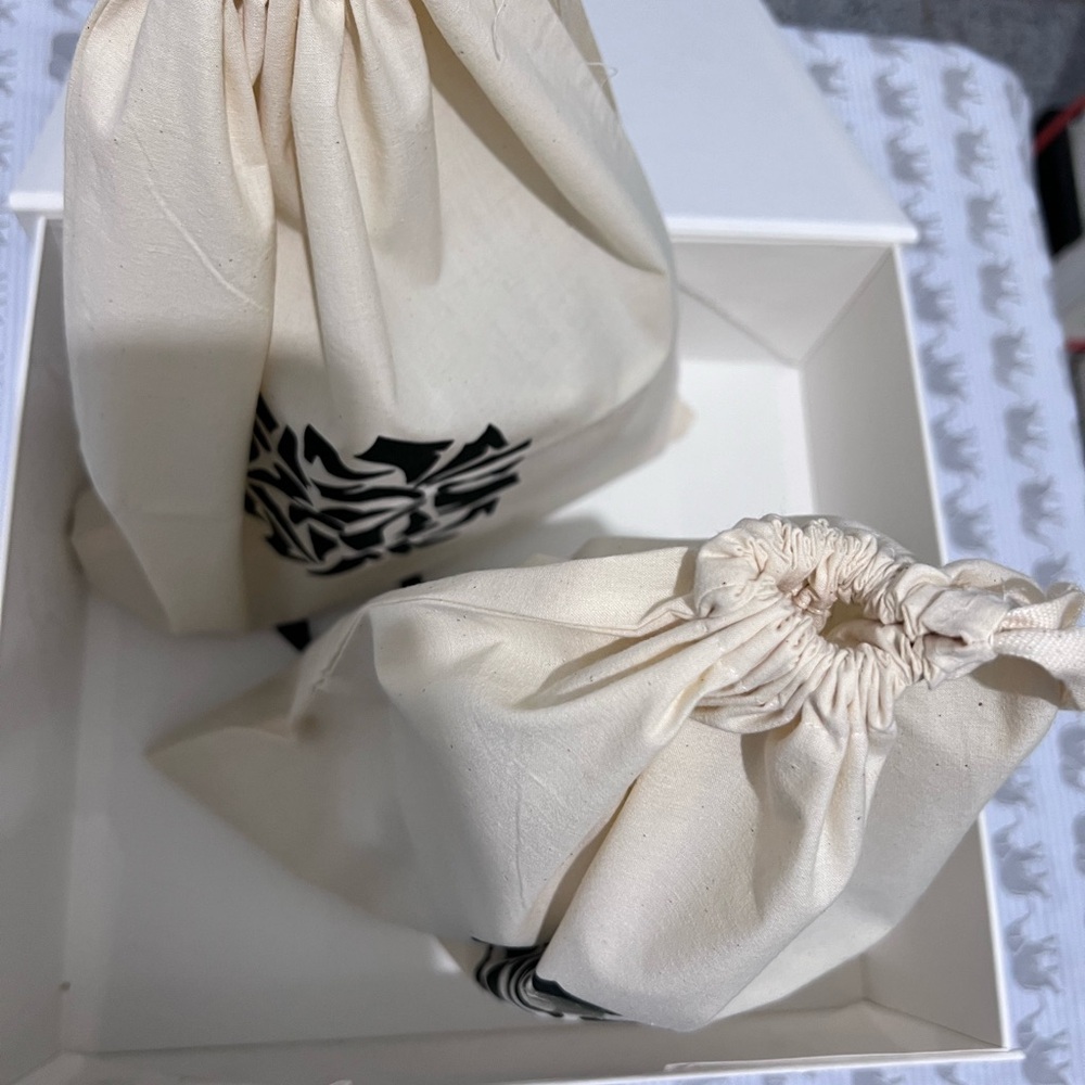 Isabel Marant White Ankle Boots - Picture 5 of 8